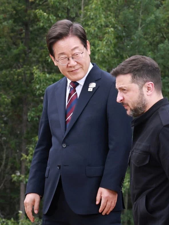 우크라이나 사과 거부 시 주재 대사 소환…청와대 조건부 검토
