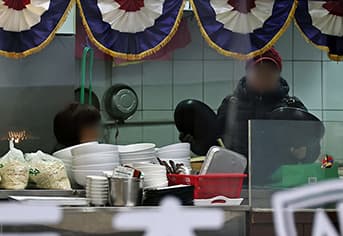 매출 1억 이하 영세 소상공인, 최대 25만원 바우처로 고정비 부담 던다