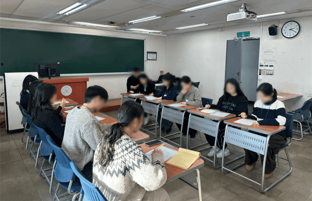 전공 벽에 막힌 금융권 취업, 맞춤형 교육으로 뚫는다