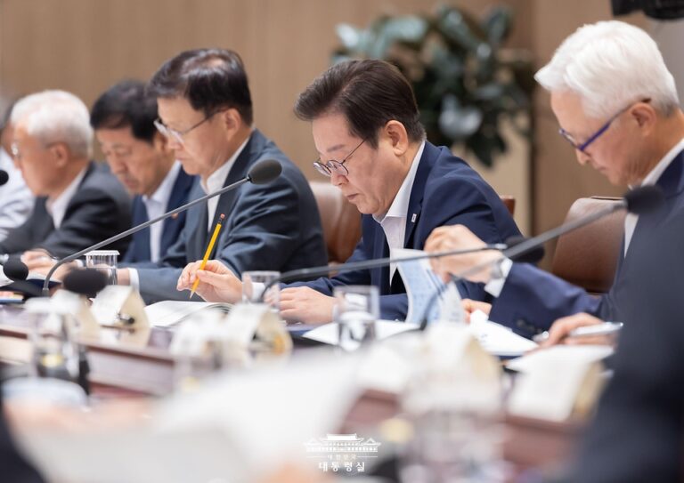 이재명 대통령 주재 제1차 국가과학기술자문회의 전원회의 개최