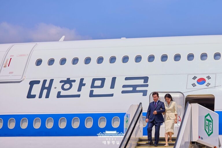 이재명 대통령, 김혜경 여사, 하네다 공항 통해 이시바 시게루 총리와 정상회담 시작