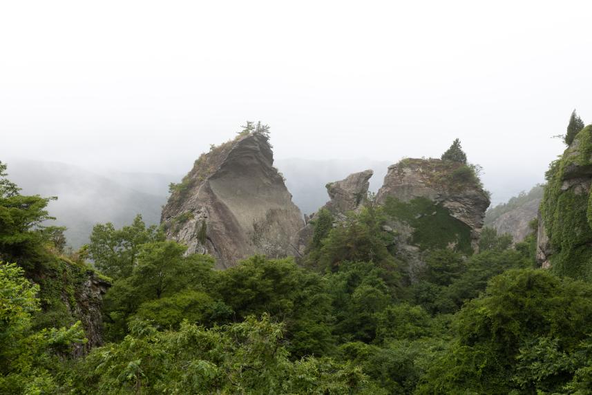 보성 오봉산 용추동과 칼바위 일원 5-1. 오봉산 칼바위 전경.jpg