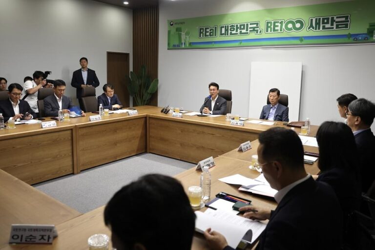 새만금 지역, 투자 불확실성이라는 과제 안고 발전 지연 우려