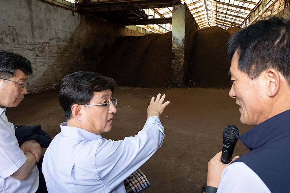 가축분뇨 악취 및 대기오염 물질 배출 문제, 환경부 현장 점검 강화