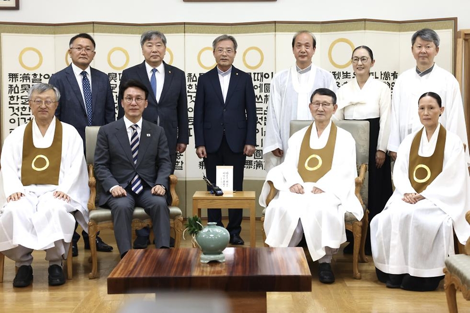 사회 통합 증진을 위한 지도층 간 대화, 가능성은 어디에 있는가?