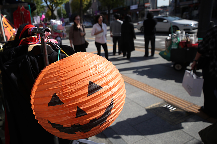 할로윈데이 앞두고 수입 캔디·초콜릿·과자 통관 검사 강화… 위해 요소 사전 차단