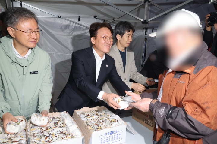 건설 현장의 어려움, 정부 정책 지원 의지 전달... 김민석 총리의 현장 행보