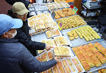 설 명절 장바구니 걱정 끝: 정부, 농축산물 가격 안정화로 가계 부담 던다