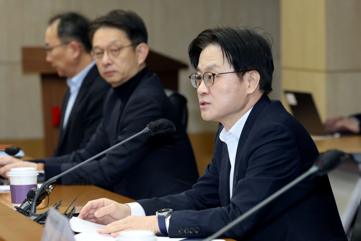 경제단체 가짜뉴스, '정례 정책간담회'로 재발 막는다