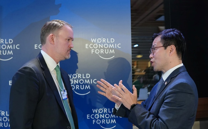 '디지털·자동차' 비관세장벽 철폐, 한미 경제동맹 강화의 신호탄이다